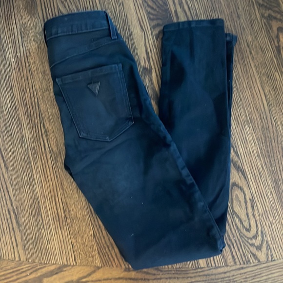 Guess Black High Rise Jeans - Picture 2 of 6